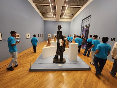 Alunos na Pinacoteca de São Paulo
